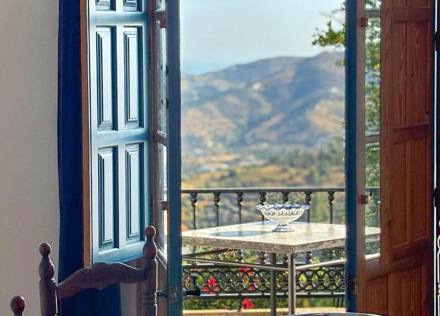 Casa Fernando, Frigiliana Traditional Townhouse With Amazing Views Hansonholiday Rentals