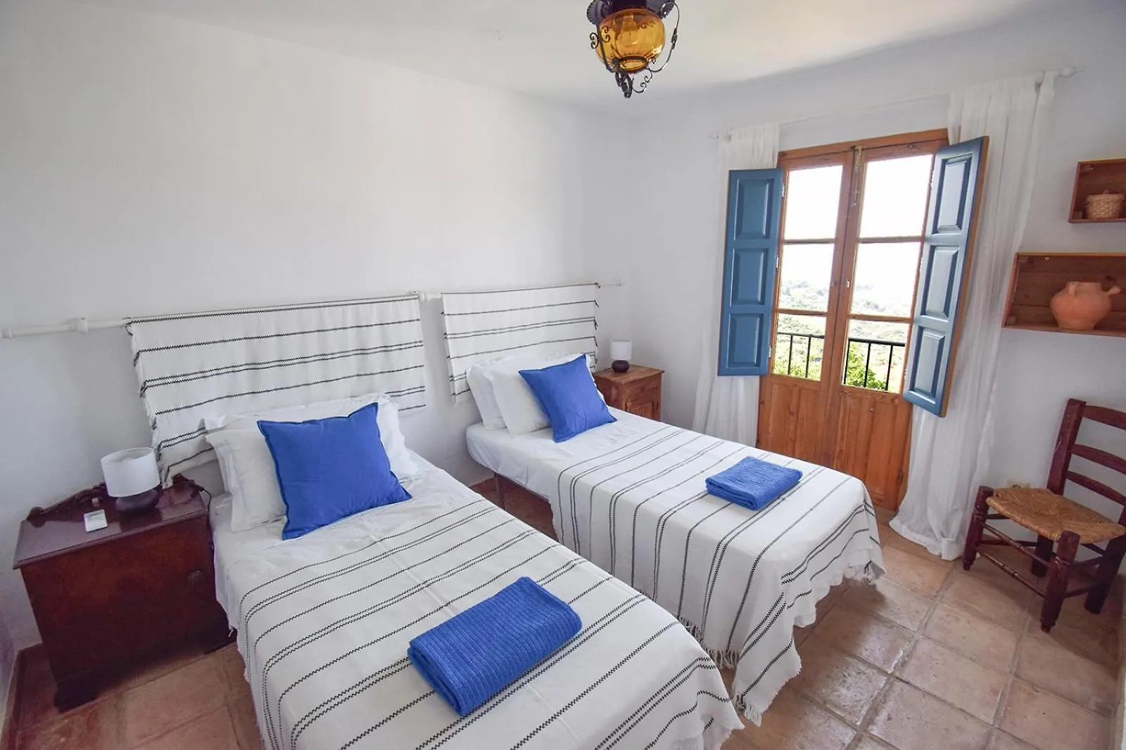 Casa Fernando, Frigiliana Traditional Townhouse With Amazing Views Hansonholiday Rentals Španělsko